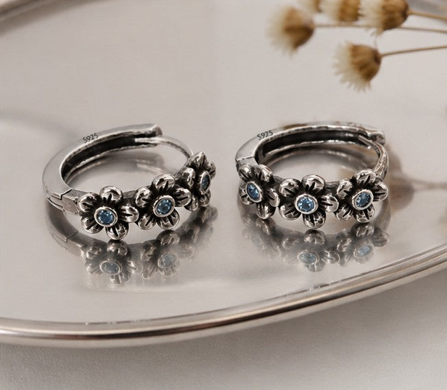 Lumina Pietra Retro Flower Huggie Earrings | 925 Sterling Silver, Vintage Style